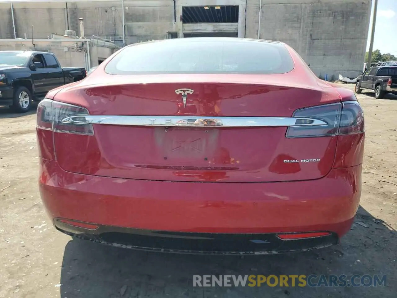 6 Photograph of a damaged car 5YJSA1E25LF390797 TESLA MODEL S 2020