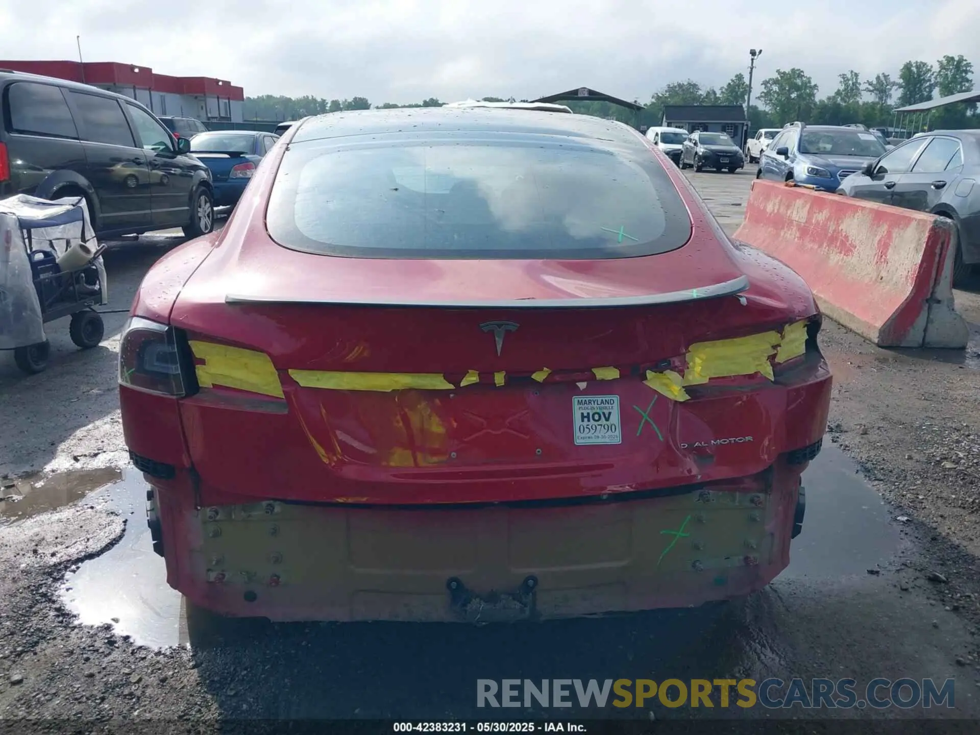 6 Photograph of a damaged car 5YJSA1E25LF396213 TESLA MODEL S 2020