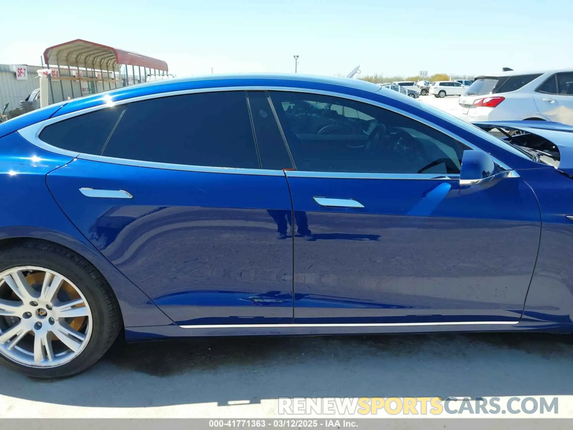 13 Photograph of a damaged car 5YJSA1E25LF401362 TESLA MODEL S 2020