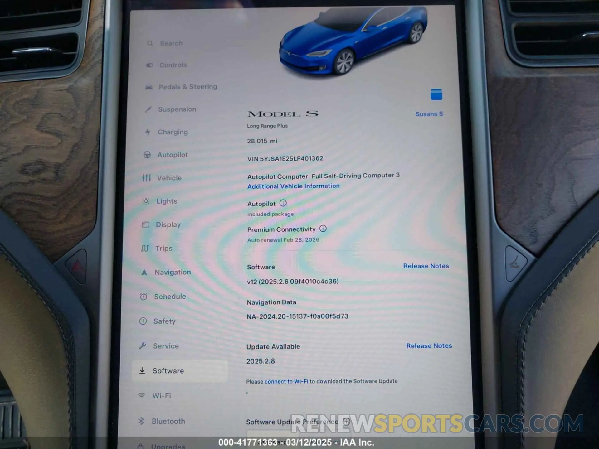 18 Photograph of a damaged car 5YJSA1E25LF401362 TESLA MODEL S 2020