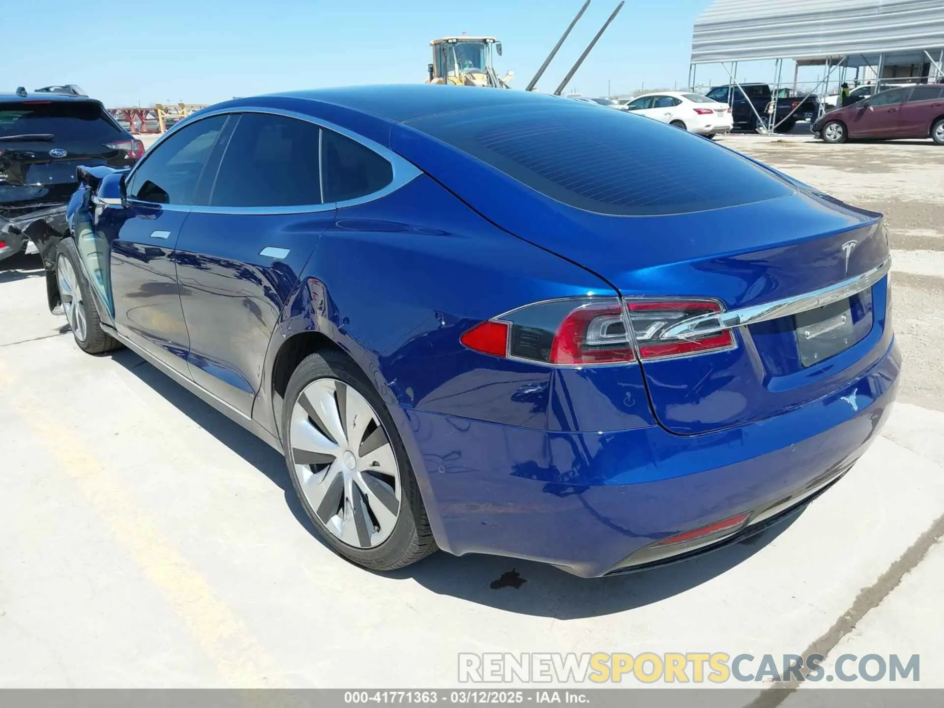 3 Photograph of a damaged car 5YJSA1E25LF401362 TESLA MODEL S 2020