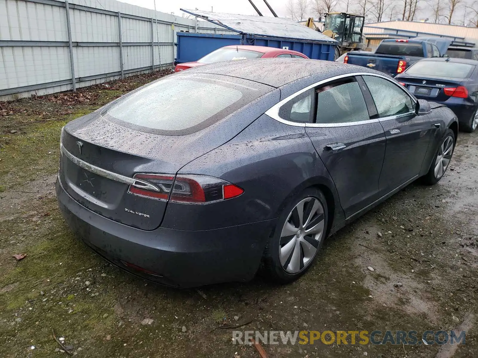 4 Photograph of a damaged car 5YJSA1E25LF415505 TESLA MODEL S 2020