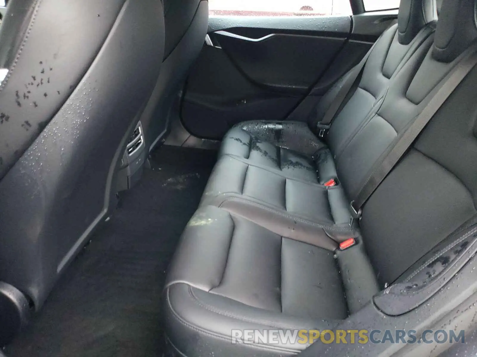 6 Photograph of a damaged car 5YJSA1E25LF415505 TESLA MODEL S 2020