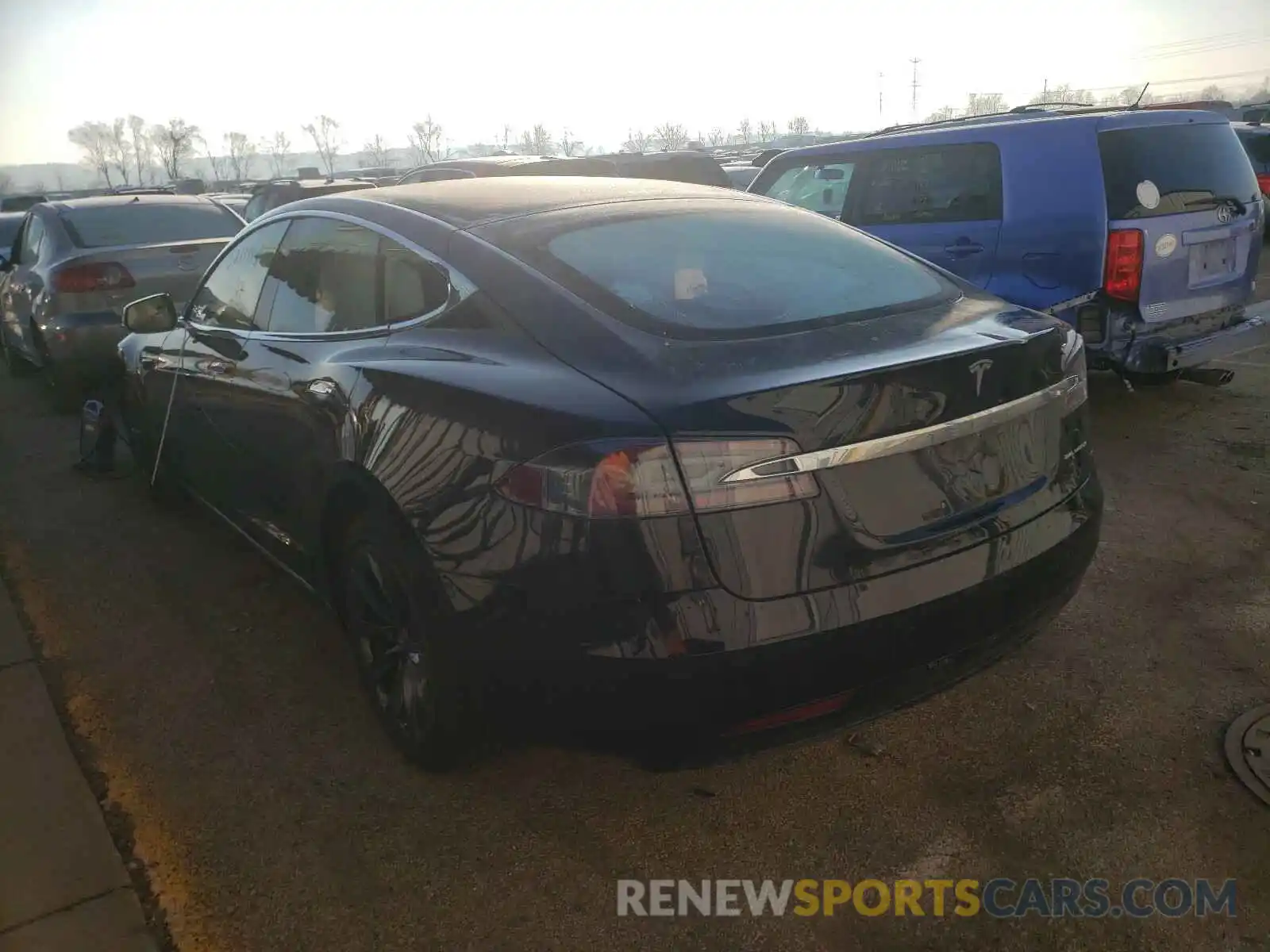 3 Photograph of a damaged car 5YJSA1E26LF360577 TESLA MODEL S 2020