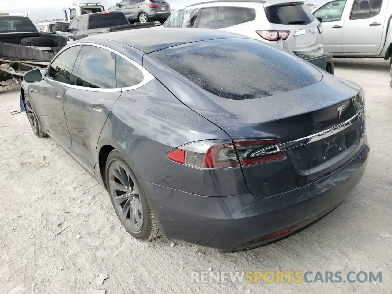 3 Photograph of a damaged car 5YJSA1E26LF363088 TESLA MODEL S 2020