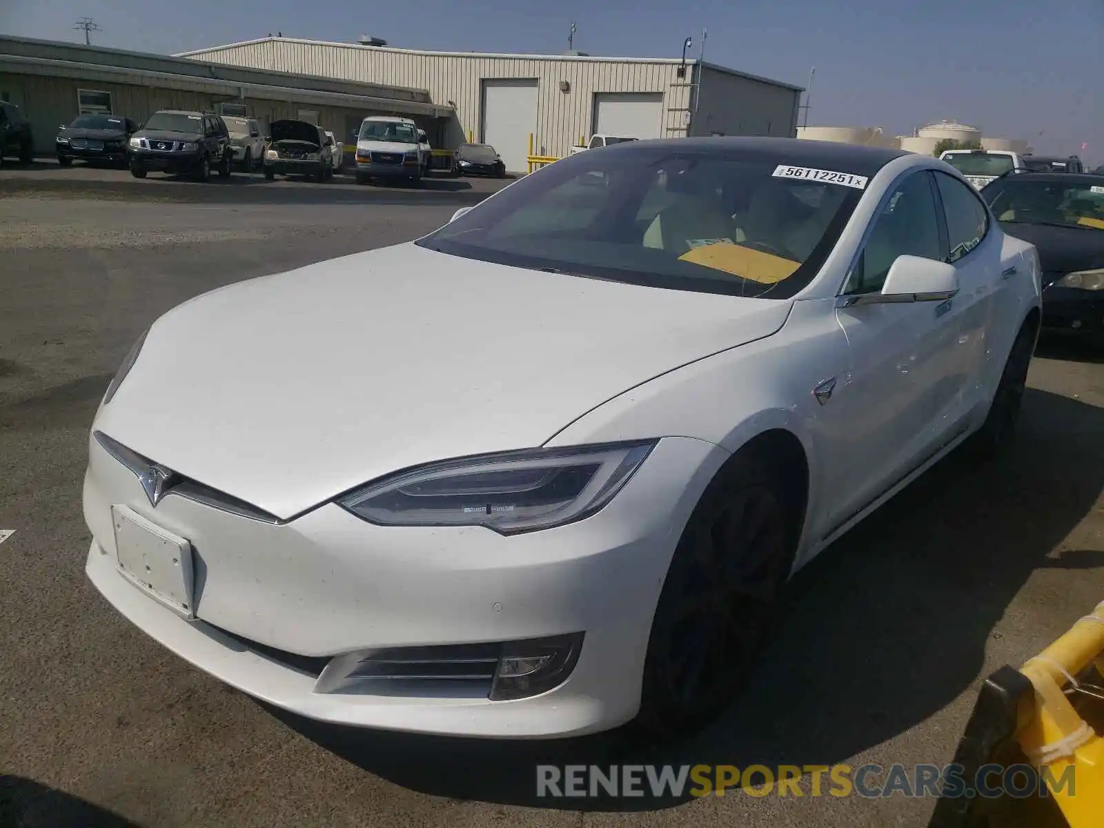 2 Photograph of a damaged car 5YJSA1E26LF370526 TESLA MODEL S 2020