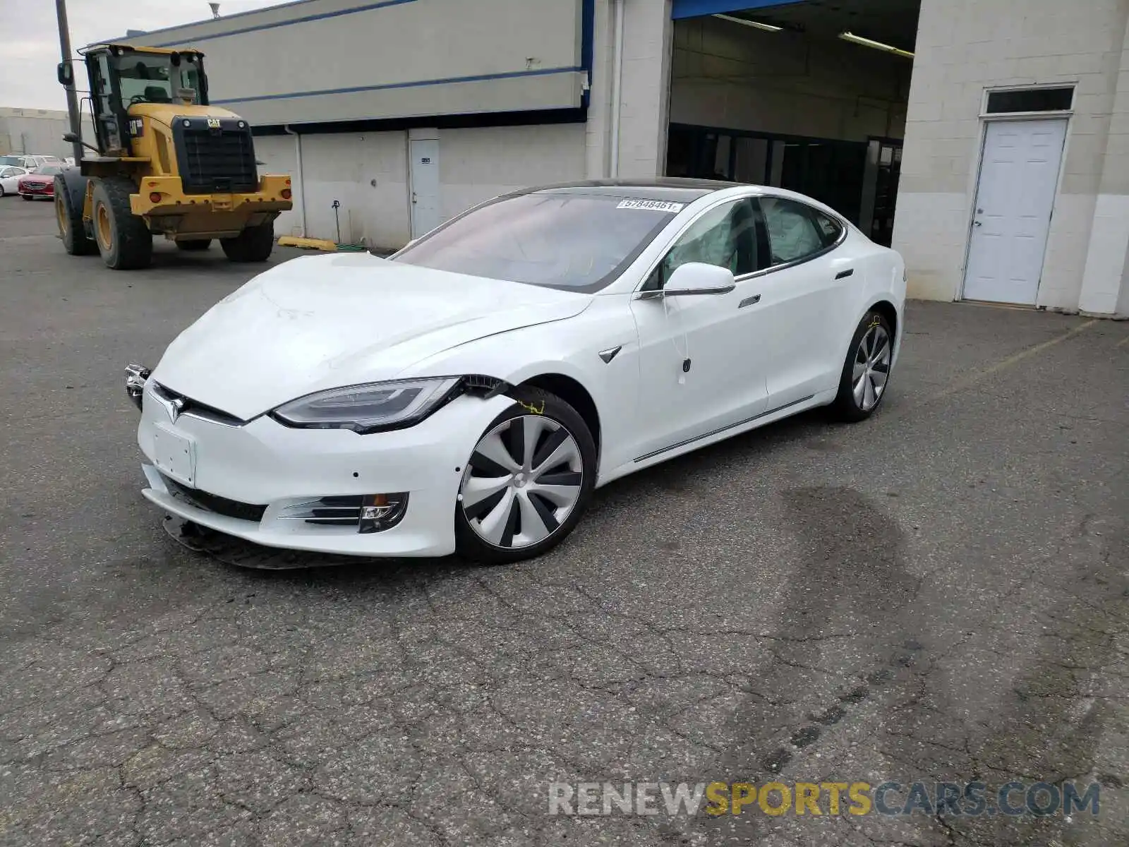 2 Photograph of a damaged car 5YJSA1E26LF385415 TESLA MODEL S 2020