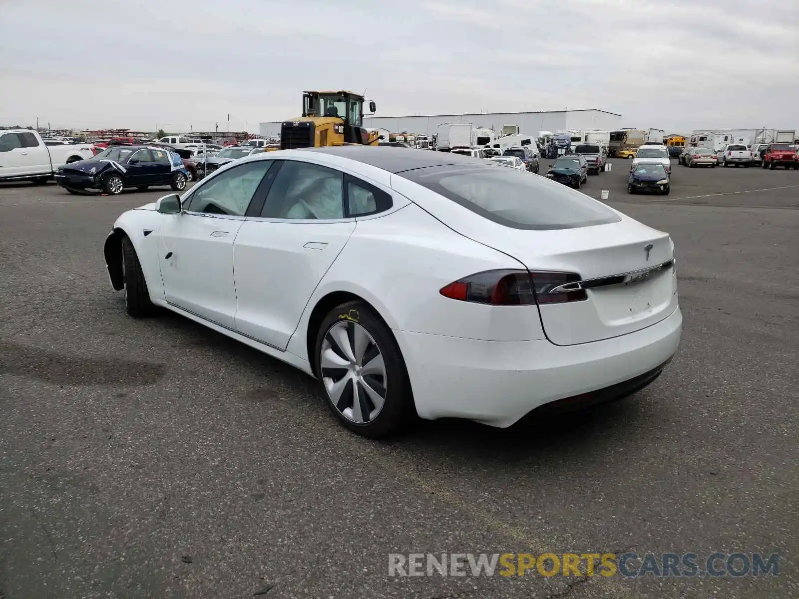 3 Photograph of a damaged car 5YJSA1E26LF385415 TESLA MODEL S 2020