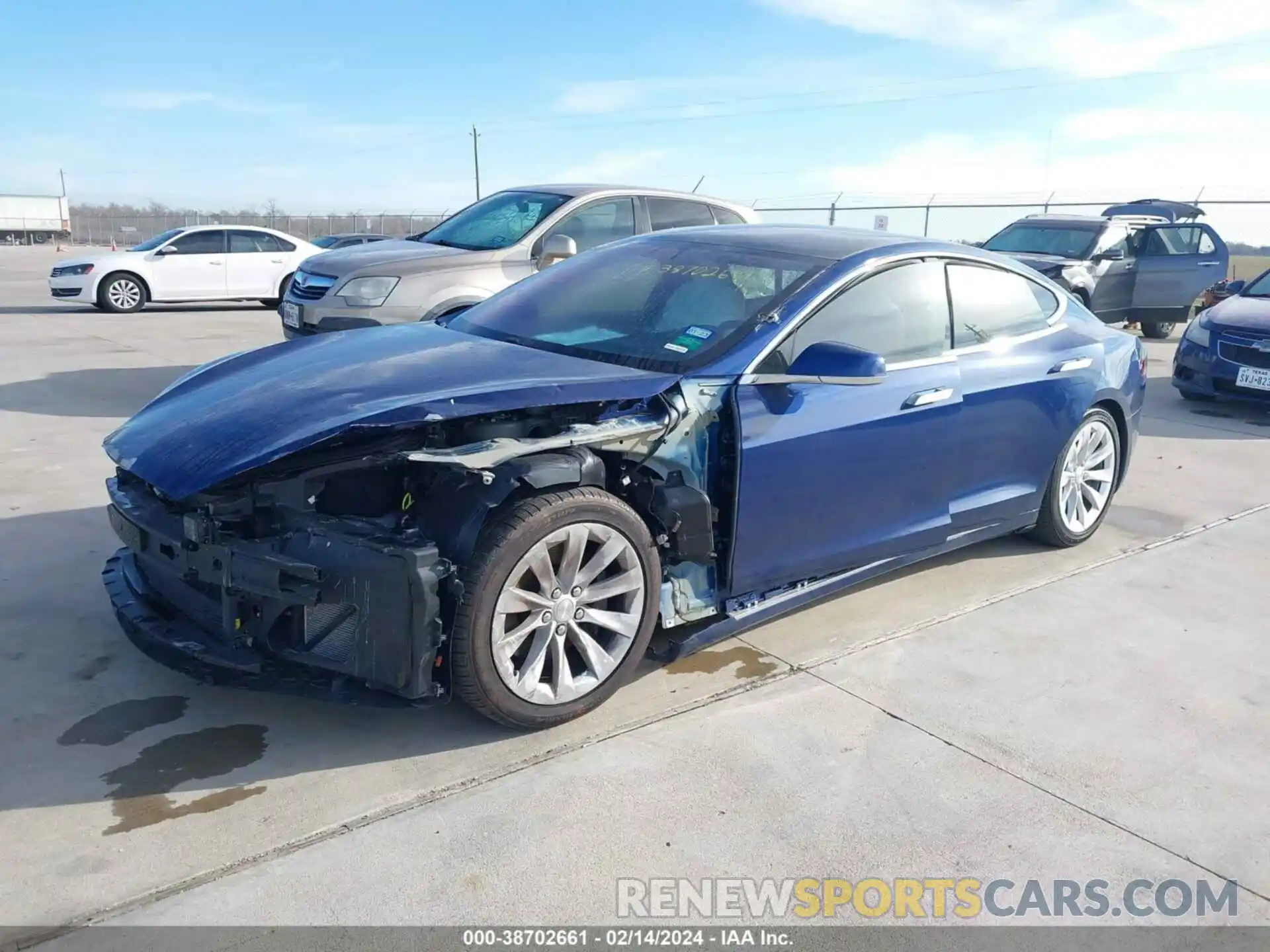 2 Photograph of a damaged car 5YJSA1E27LF366694 TESLA MODEL S 2020