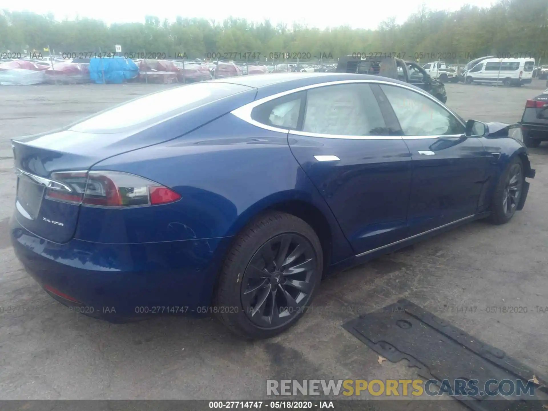 4 Photograph of a damaged car 5YJSA1E27LF369434 TESLA MODEL S 2020