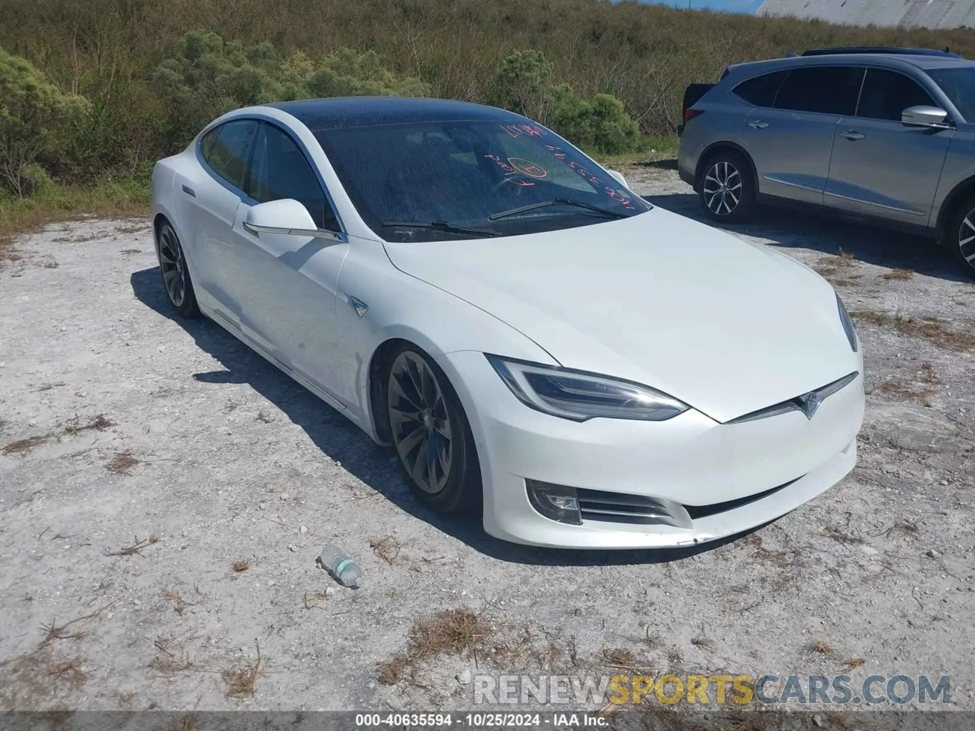 1 Photograph of a damaged car 5YJSA1E28LF354893 TESLA MODEL S 2020