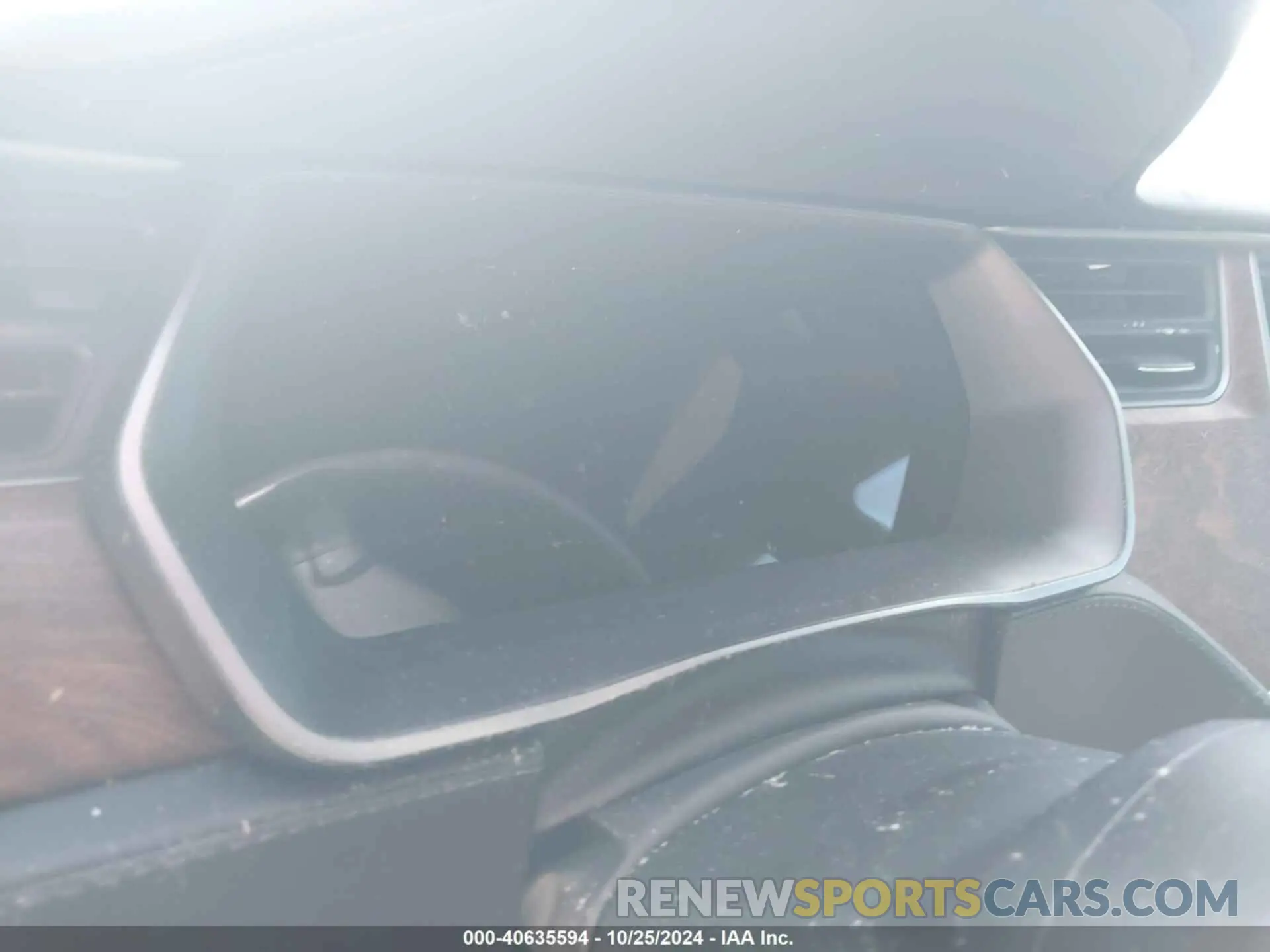 7 Photograph of a damaged car 5YJSA1E28LF354893 TESLA MODEL S 2020