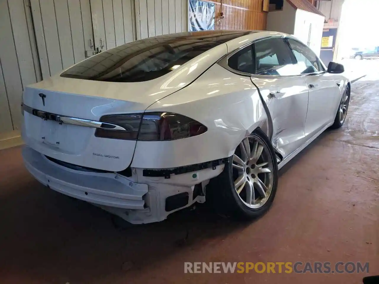 4 Photograph of a damaged car 5YJSA1E28LF398022 TESLA MODEL S 2020