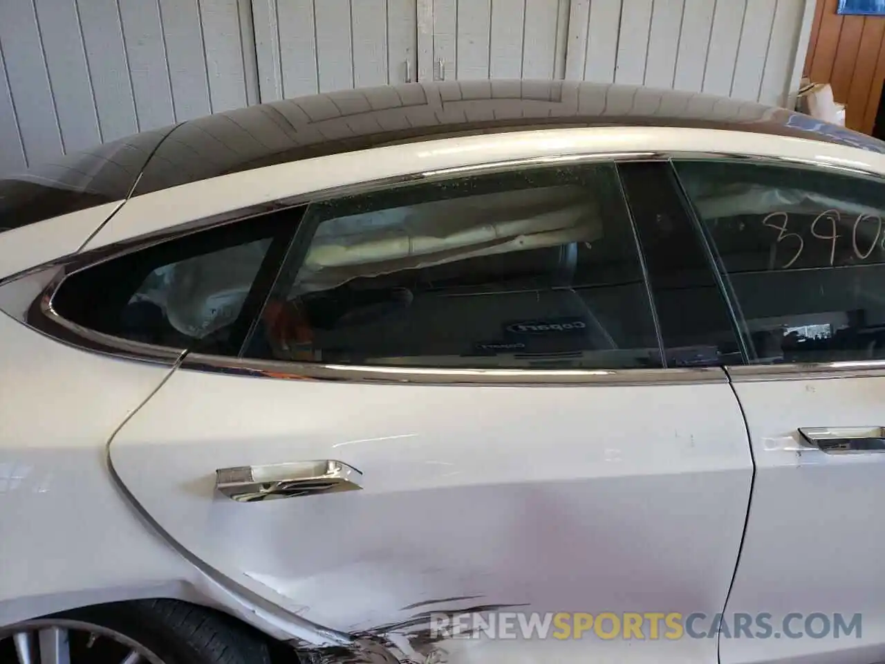 6 Photograph of a damaged car 5YJSA1E28LF398022 TESLA MODEL S 2020