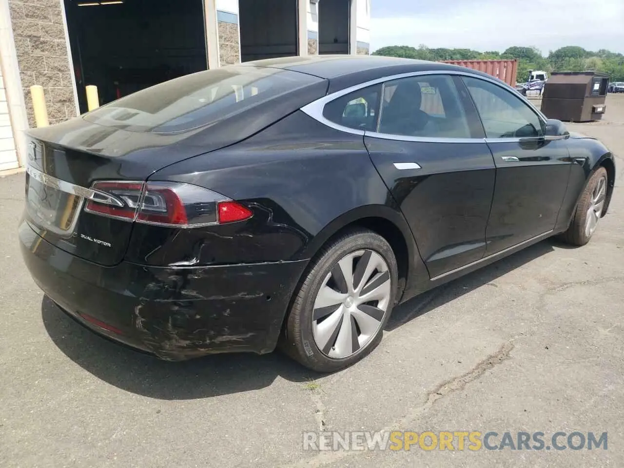 3 Photograph of a damaged car 5YJSA1E28LF412484 TESLA MODEL S 2020