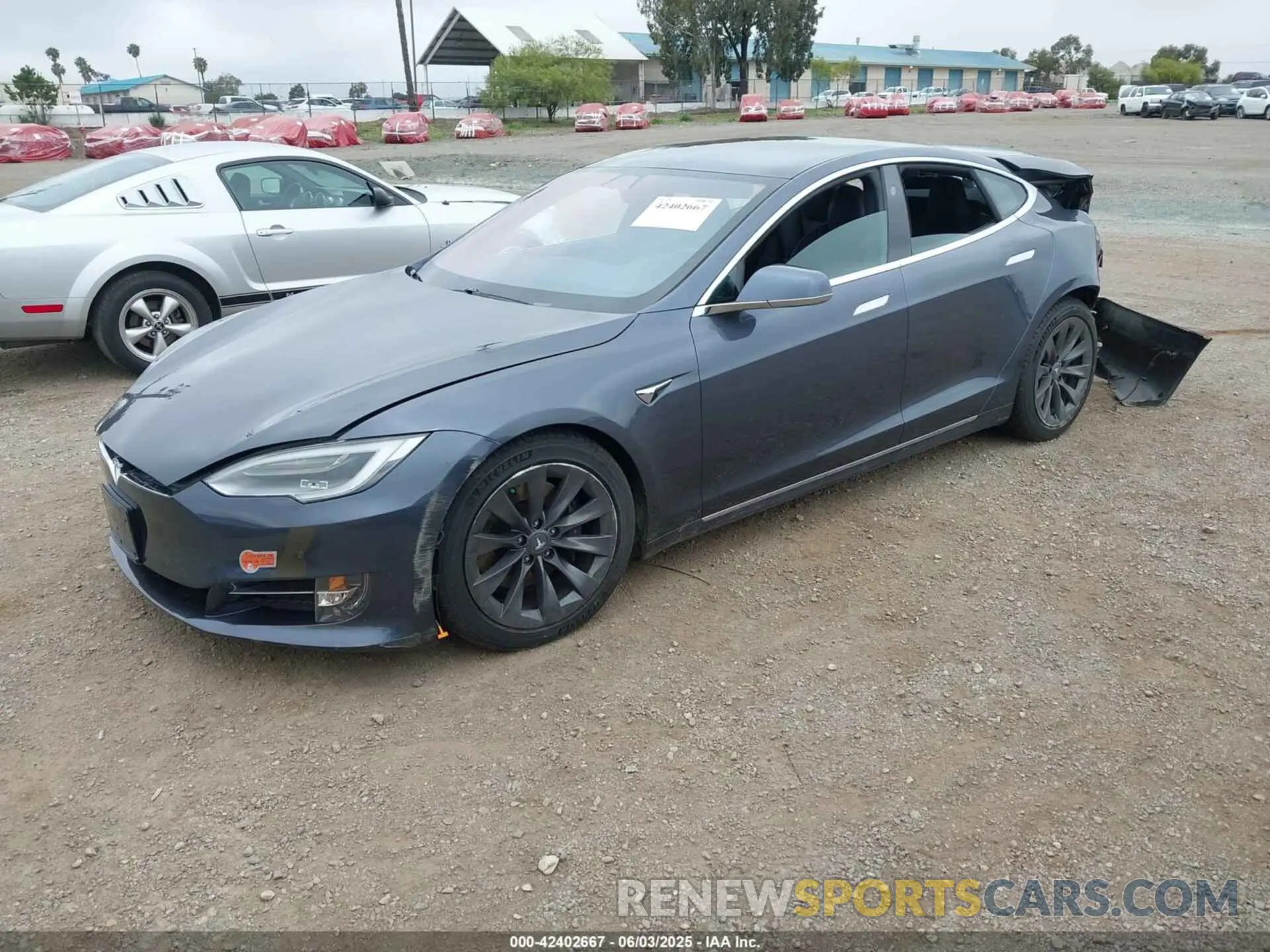 2 Photograph of a damaged car 5YJSA1E29LF363957 TESLA MODEL S 2020