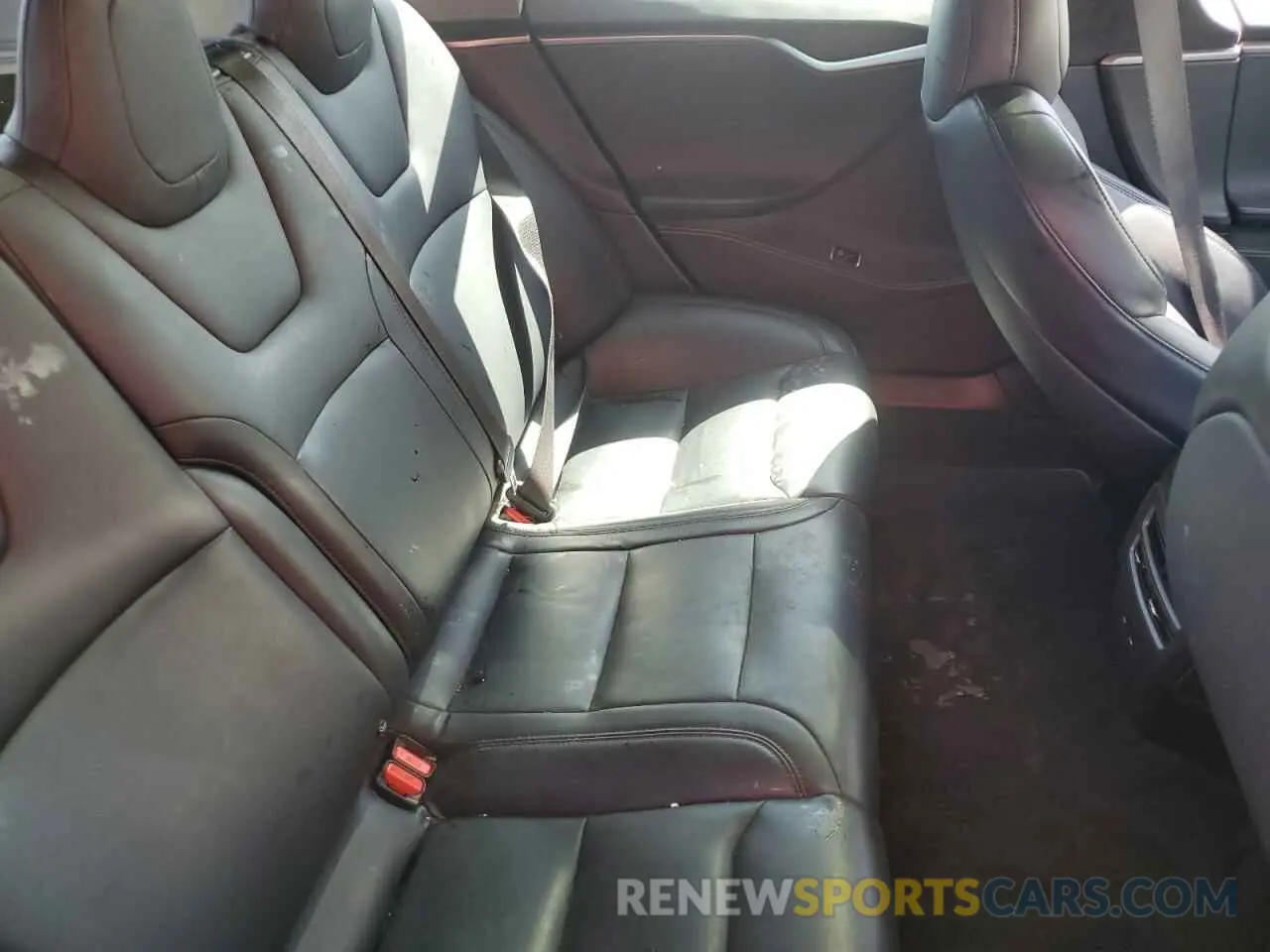 11 Photograph of a damaged car 5YJSA1E29LF365241 TESLA MODEL S 2020