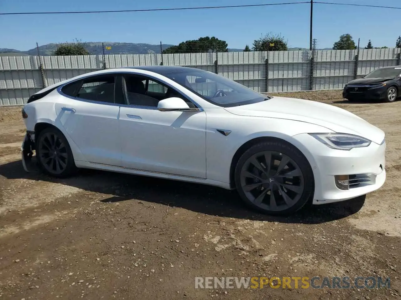 4 Photograph of a damaged car 5YJSA1E29LF365241 TESLA MODEL S 2020