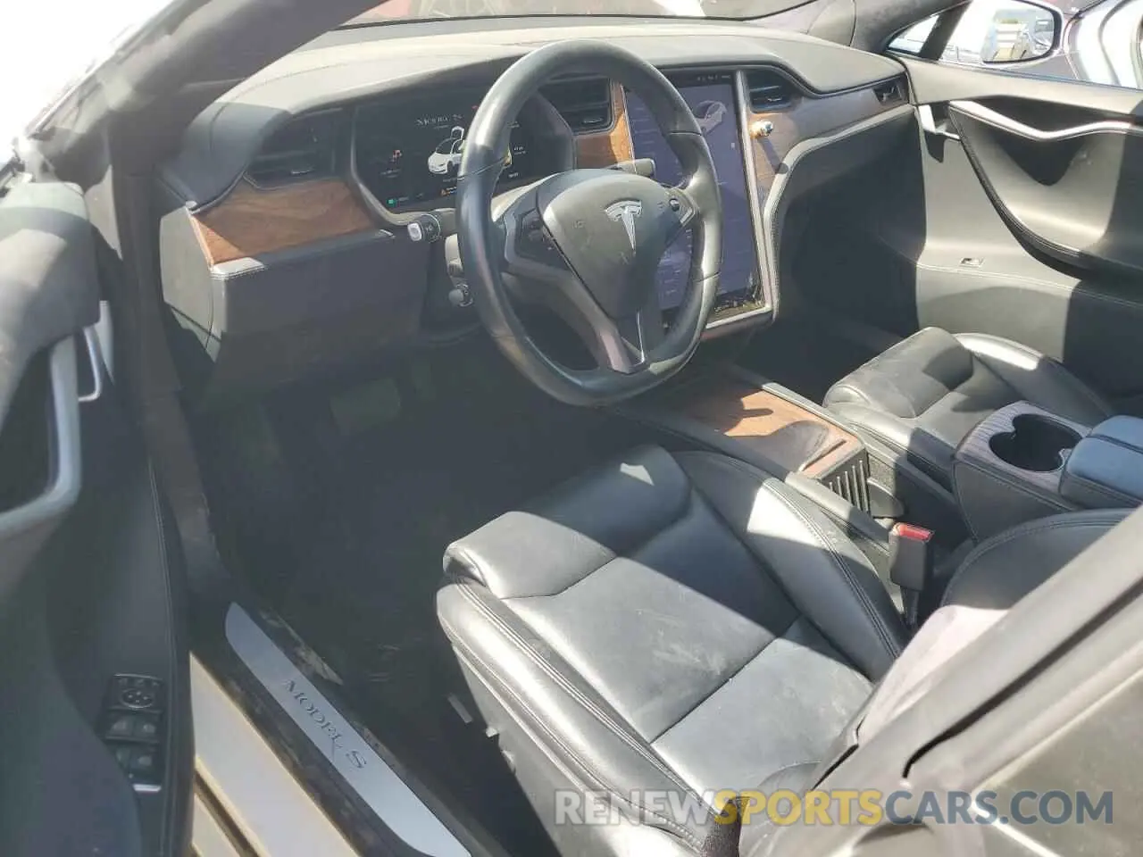 8 Photograph of a damaged car 5YJSA1E29LF365241 TESLA MODEL S 2020