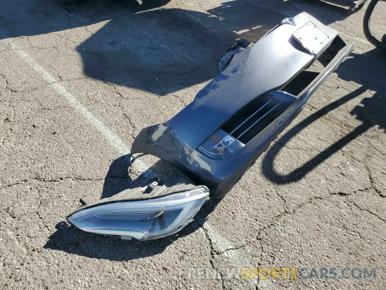 12 Photograph of a damaged car 5YJSA1E29LF366969 TESLA MODEL S 2020