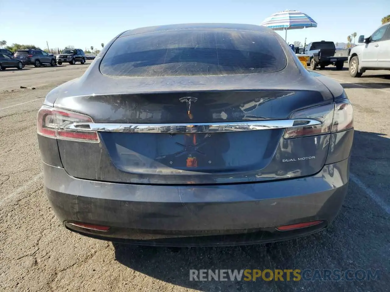 6 Photograph of a damaged car 5YJSA1E29LF366969 TESLA MODEL S 2020