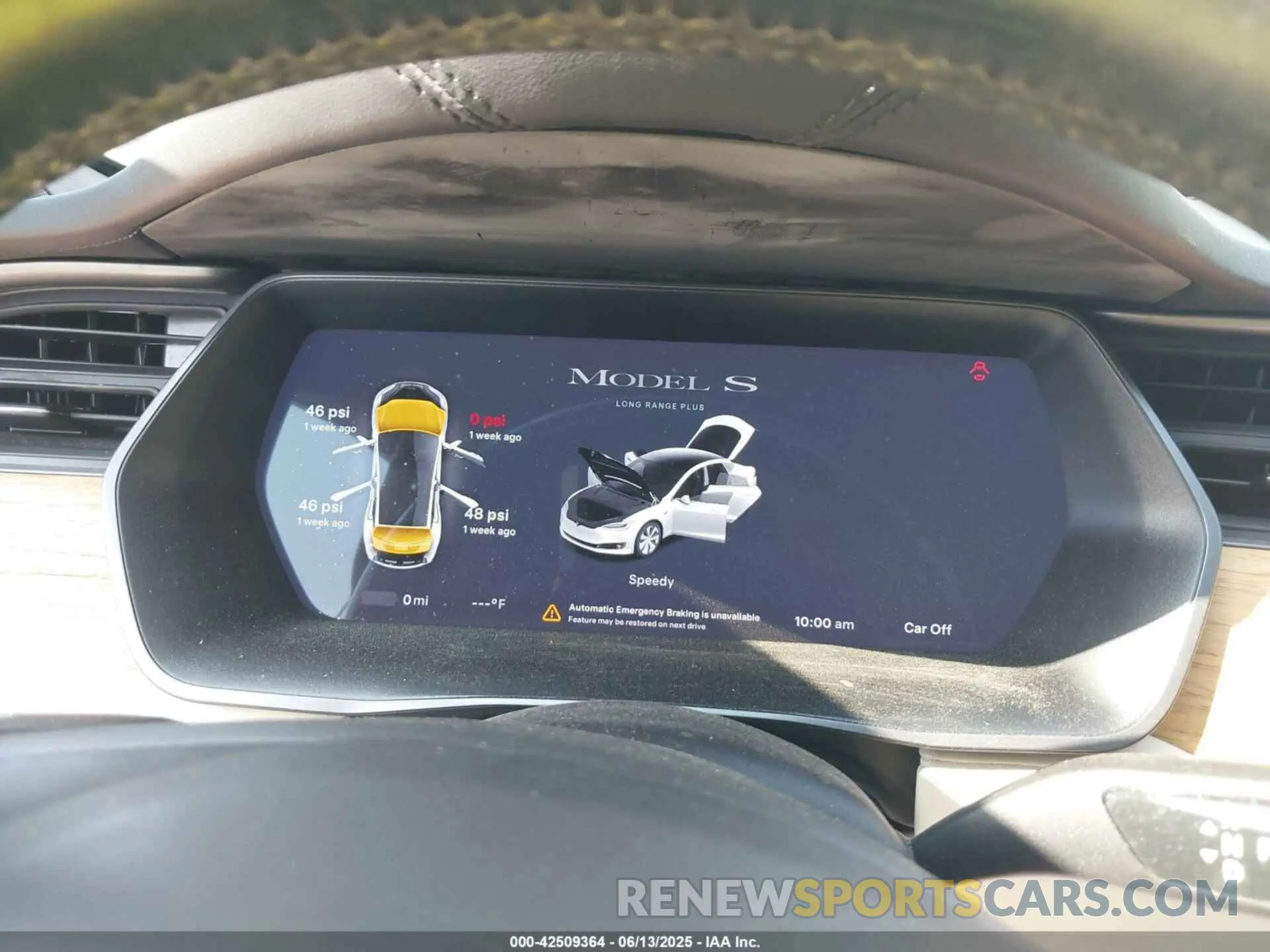 7 Photograph of a damaged car 5YJSA1E29LF389023 TESLA MODEL S 2020