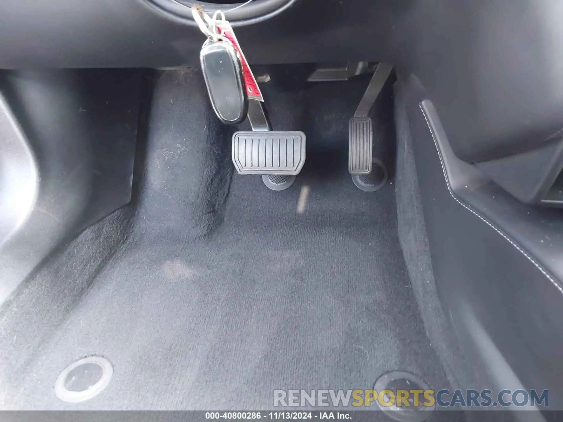 11 Photograph of a damaged car 5YJSA1E29LF398658 TESLA MODEL S 2020