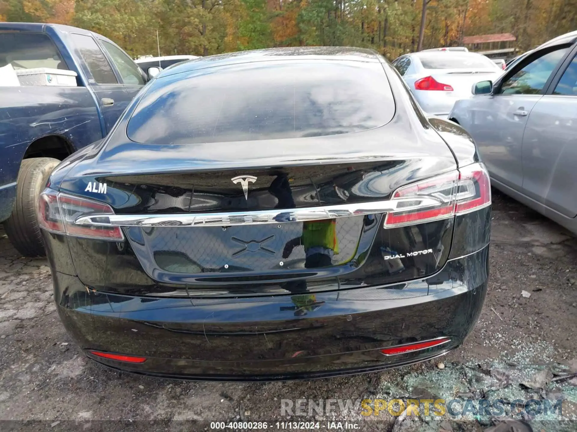 17 Photograph of a damaged car 5YJSA1E29LF398658 TESLA MODEL S 2020