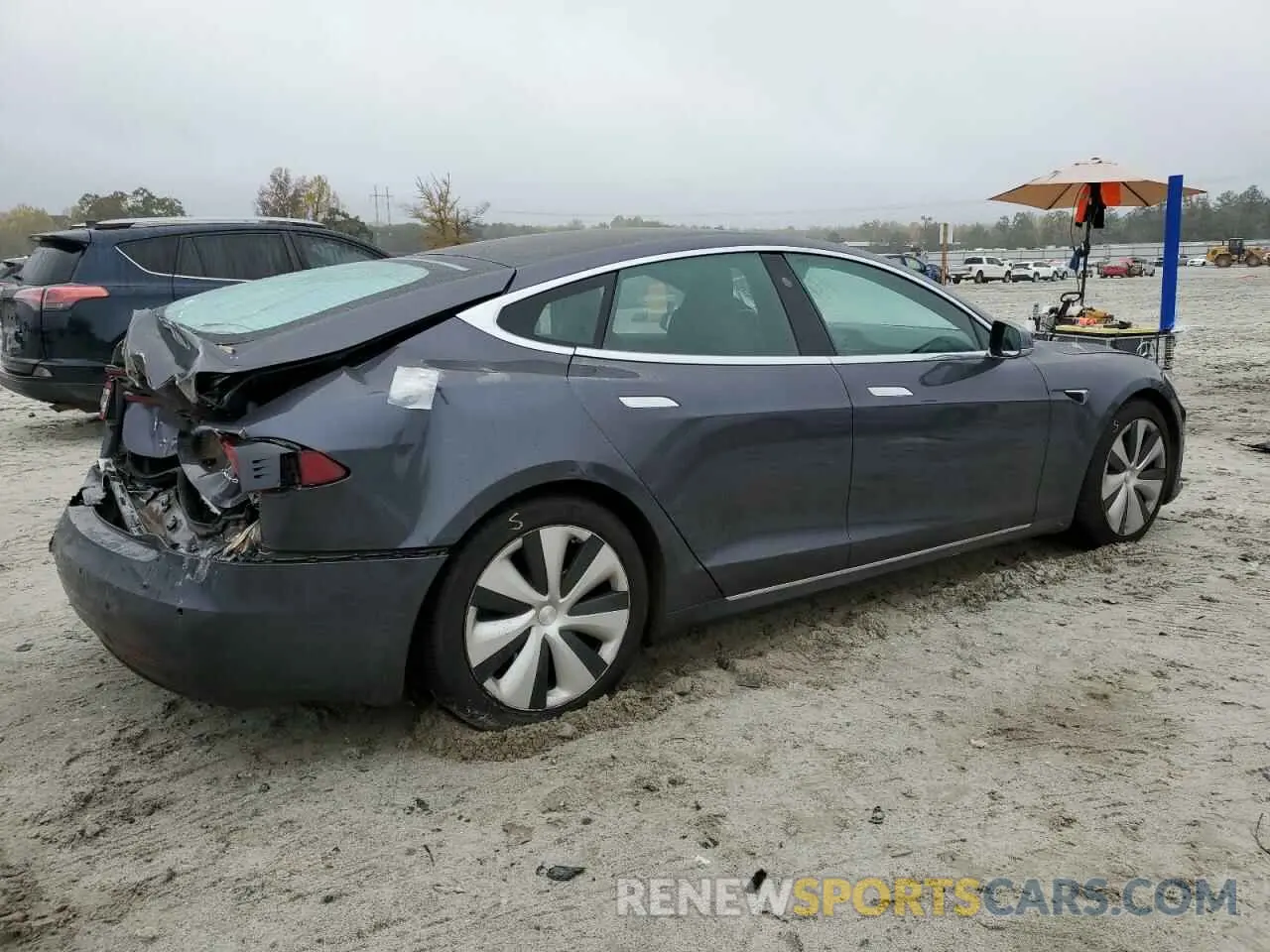 3 Photograph of a damaged car 5YJSA1E29LF412901 TESLA MODEL S 2020