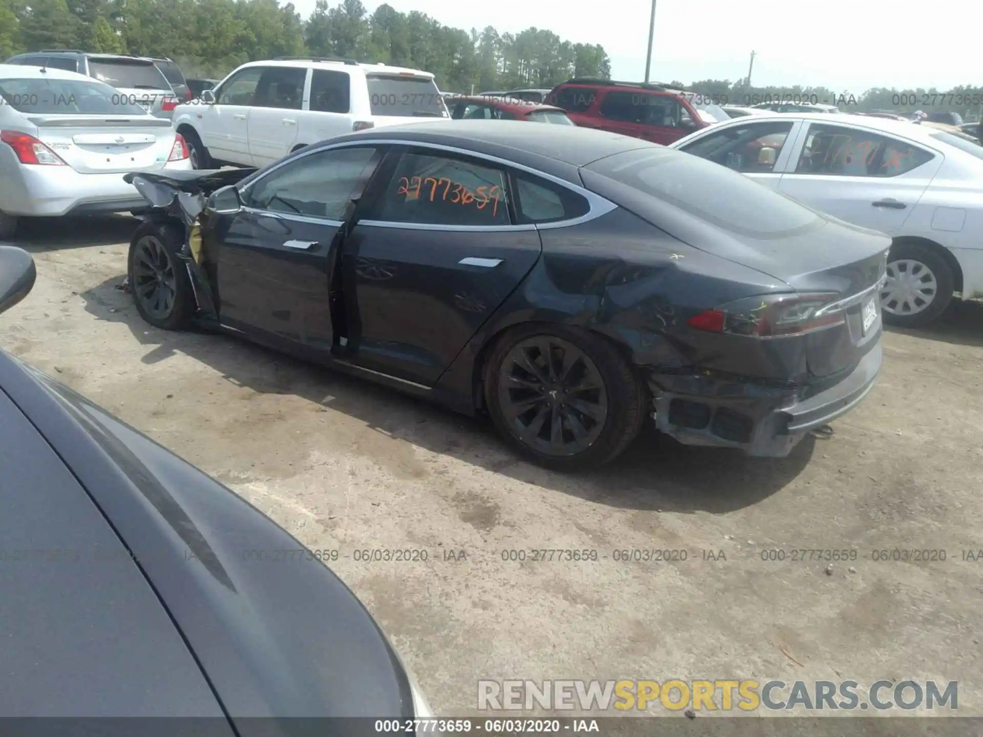 3 Photograph of a damaged car 5YJSA1E2XLF366205 TESLA MODEL S 2020