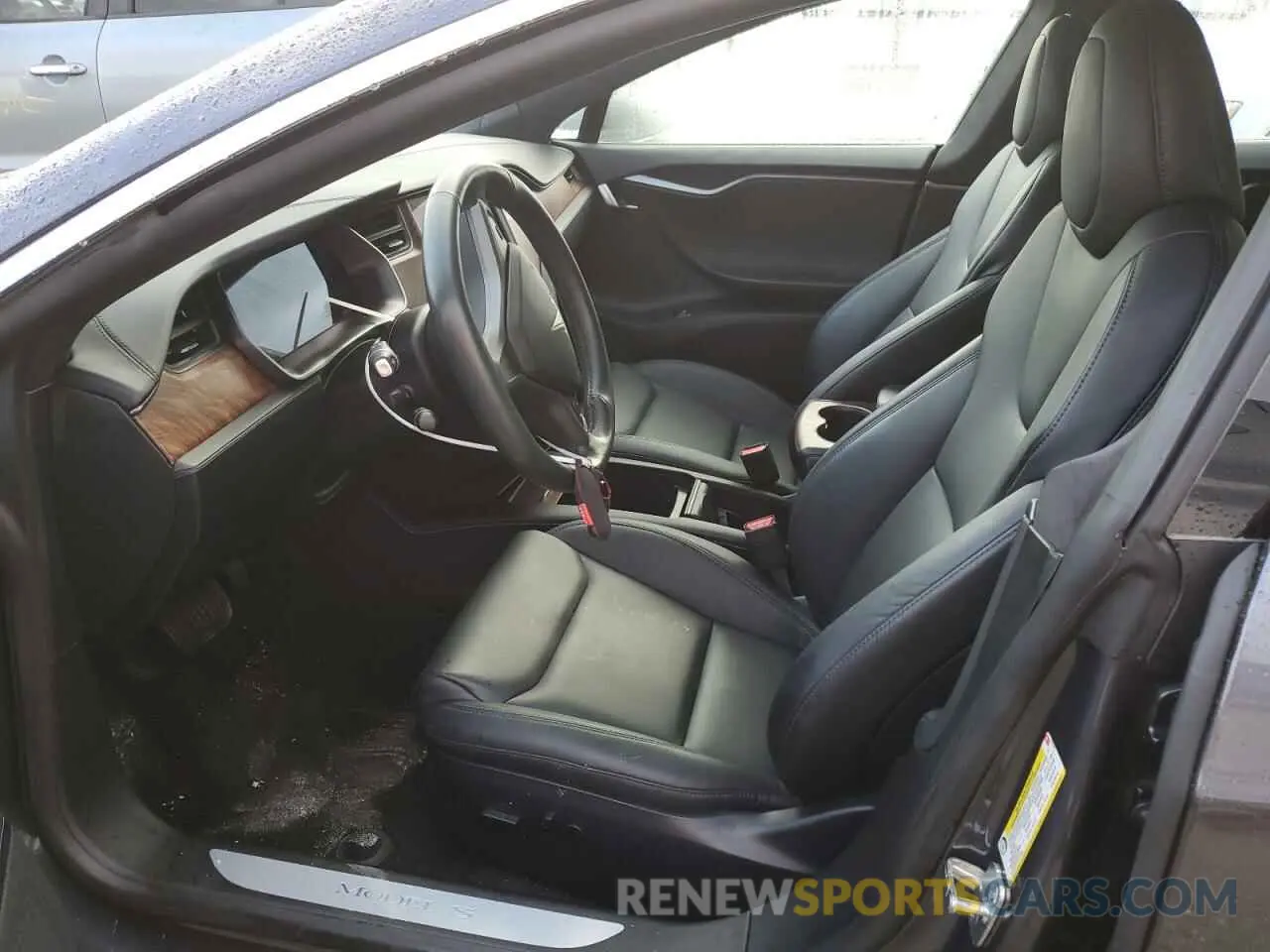 7 Photograph of a damaged car 5YJSA1E2XLF413121 TESLA MODEL S 2020