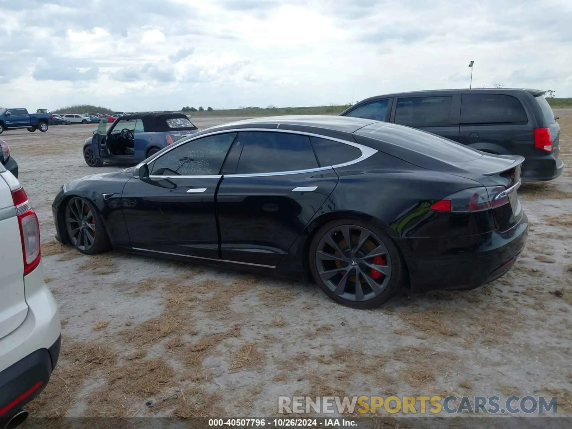 13 Photograph of a damaged car 5YJSA1E43LF358982 TESLA MODEL S 2020