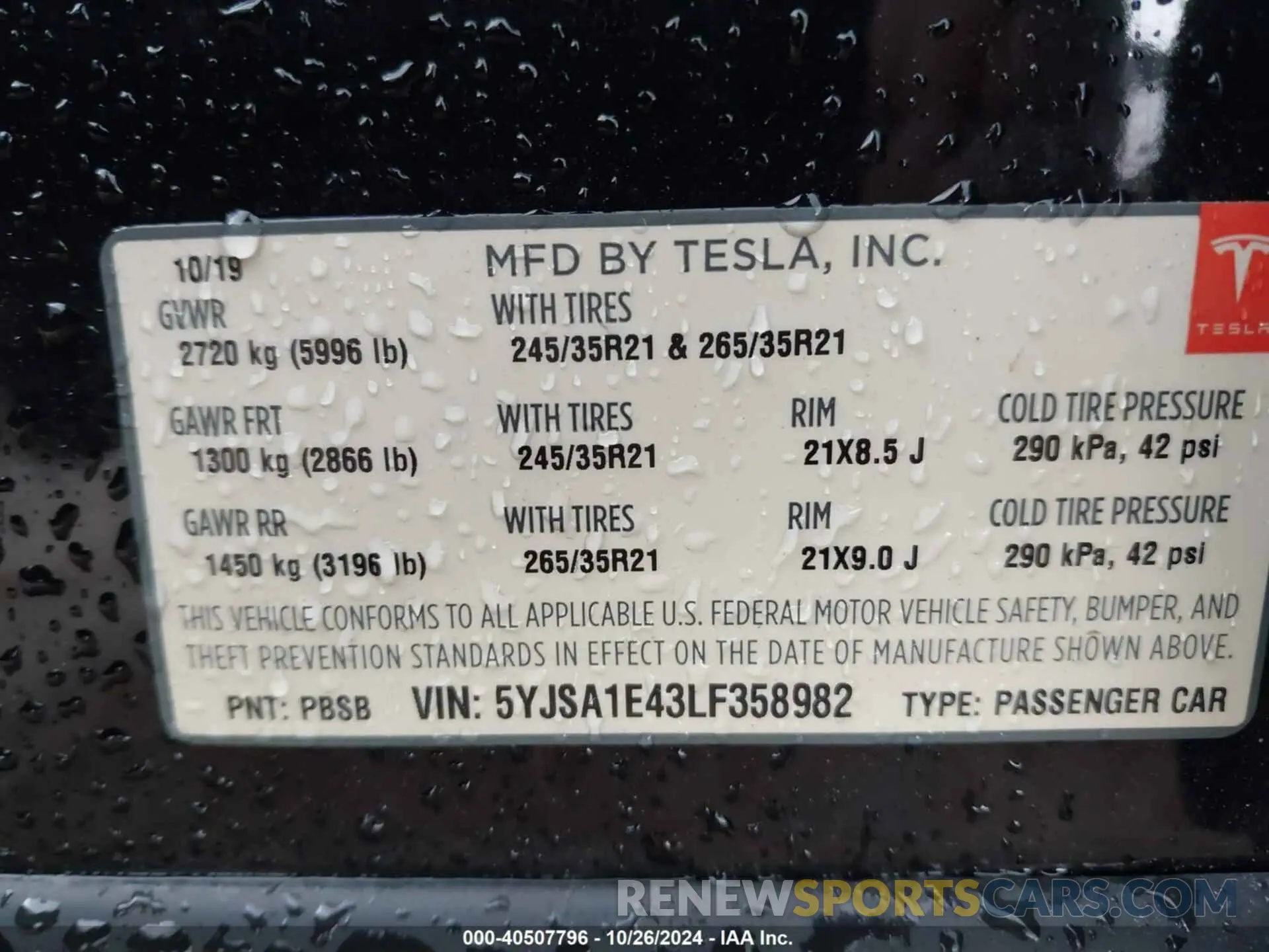 9 Photograph of a damaged car 5YJSA1E43LF358982 TESLA MODEL S 2020