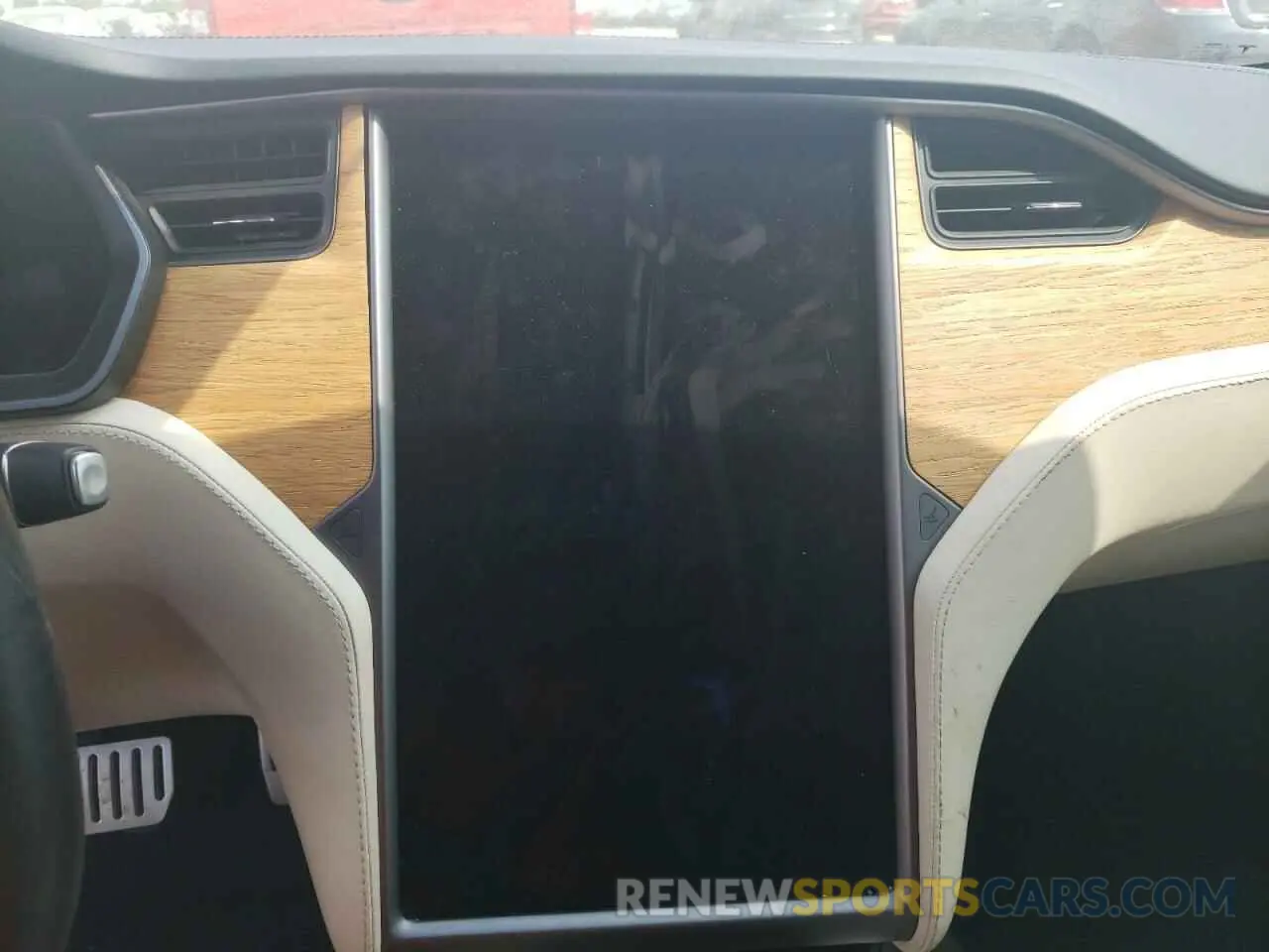 9 Photograph of a damaged car 5YJSA1E43LF367035 TESLA MODEL S 2020