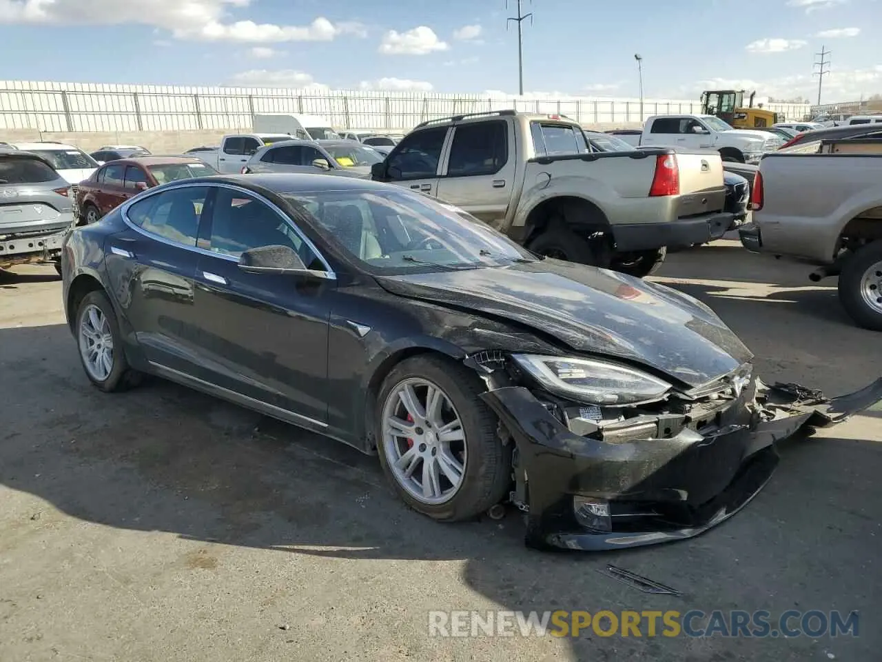 4 Photograph of a damaged car 5YJSA1E45LF382717 TESLA MODEL S 2020