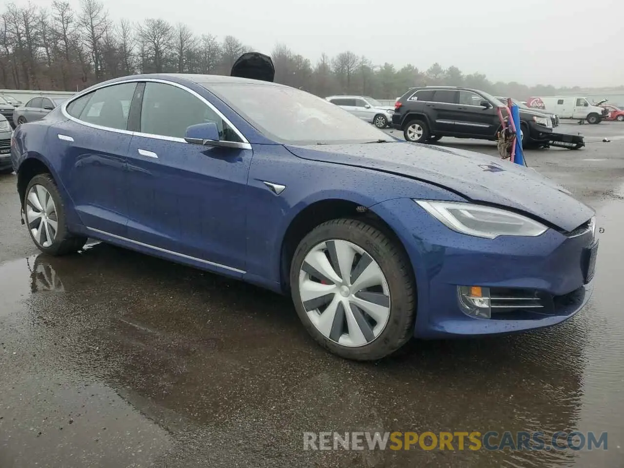 4 Photograph of a damaged car 5YJSA1E47LF390673 TESLA MODEL S 2020