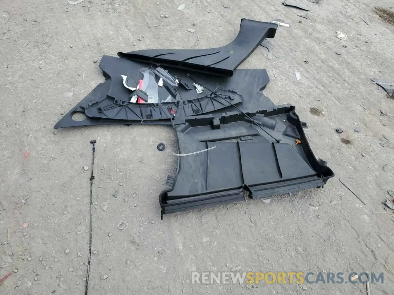 12 Photograph of a damaged car 5YJSA1E48LF390844 TESLA MODEL S 2020