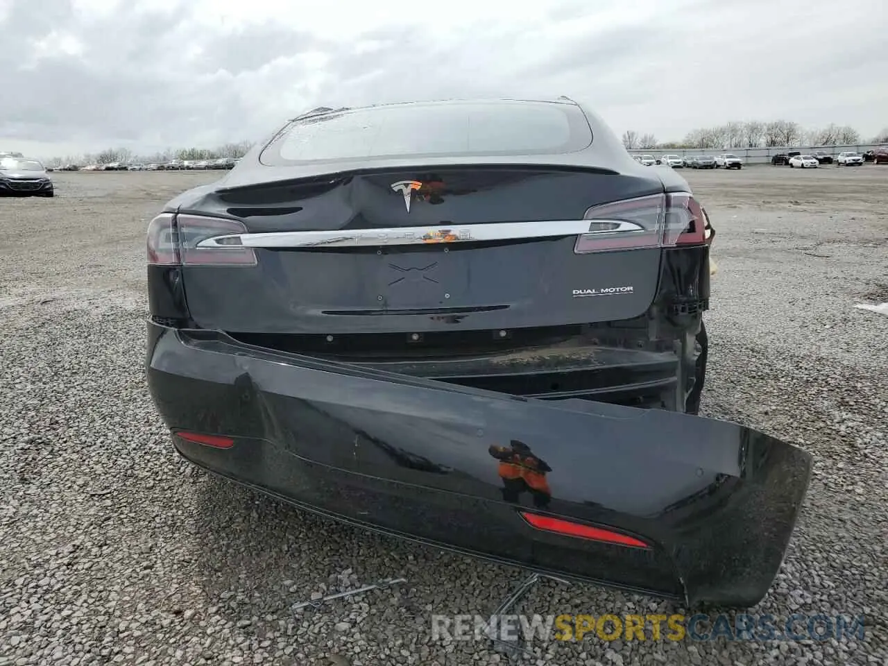 6 Photograph of a damaged car 5YJSA1E48LF414933 TESLA MODEL S 2020