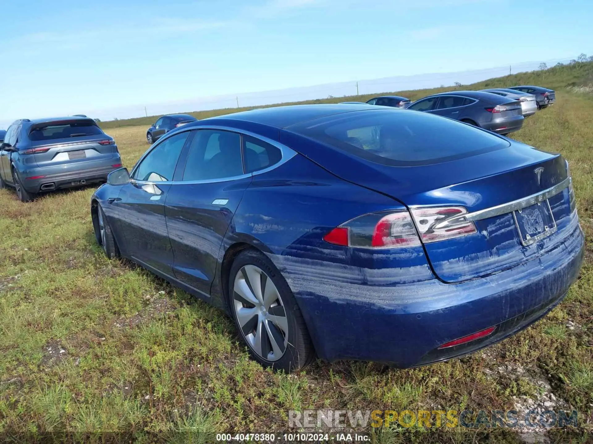 3 Photograph of a damaged car 5YJSA1E24MF424648 TESLA MODEL S 2021