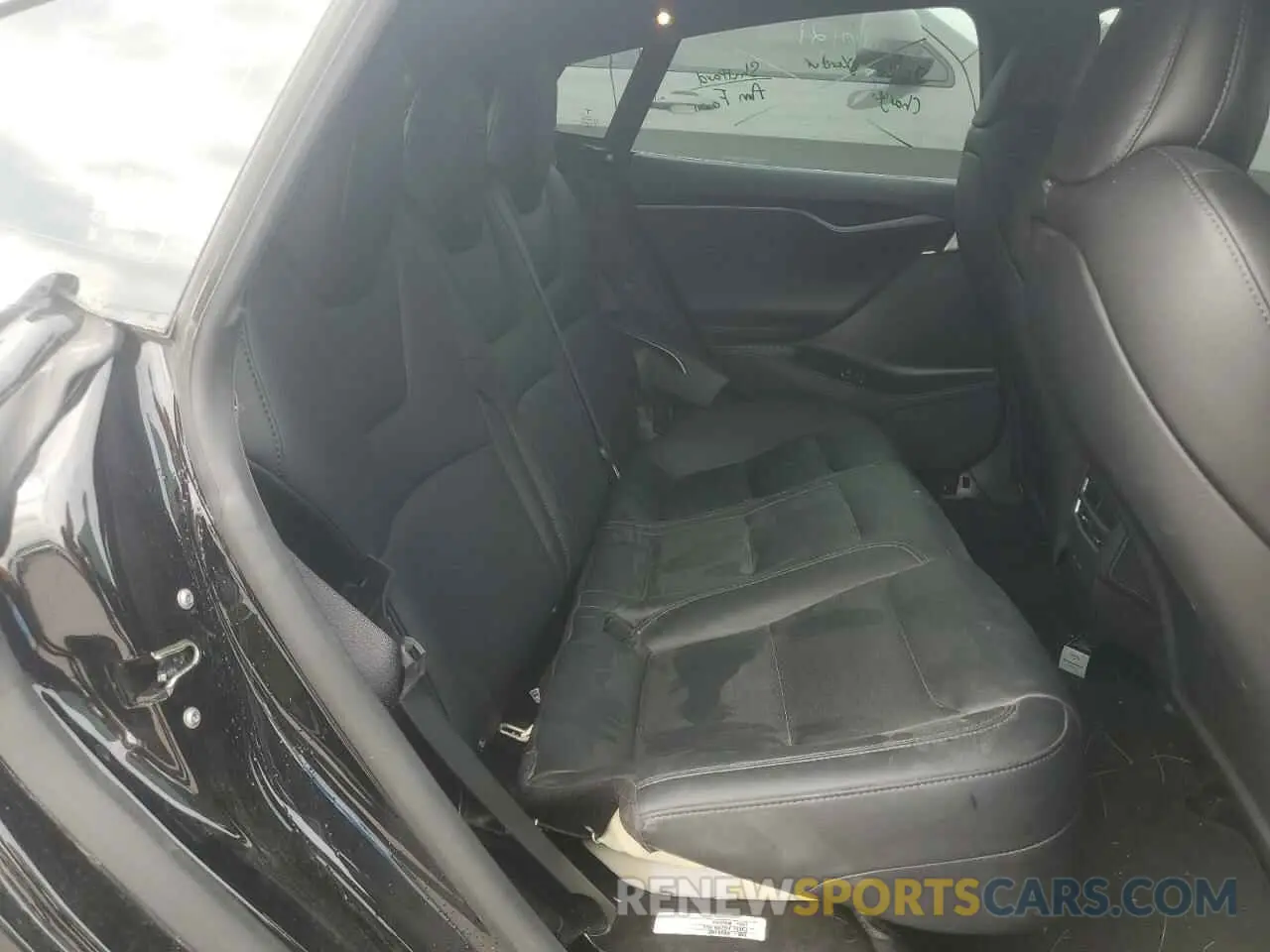 10 Photograph of a damaged car 5YJSA1E24MF426853 TESLA MODEL S 2021