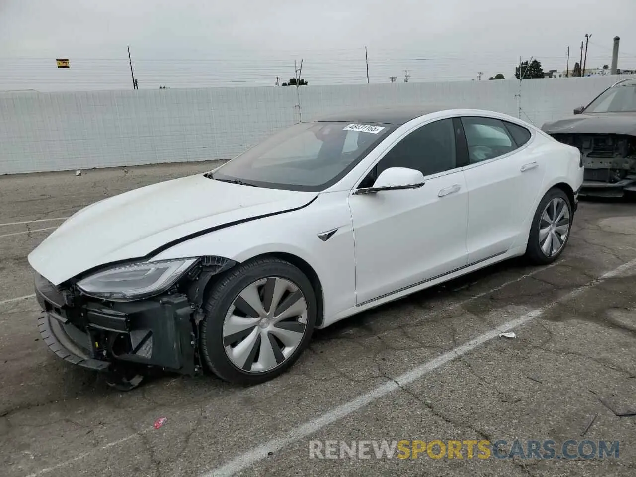 1 Photograph of a damaged car 5YJSA1E24MF427775 TESLA MODEL S 2021