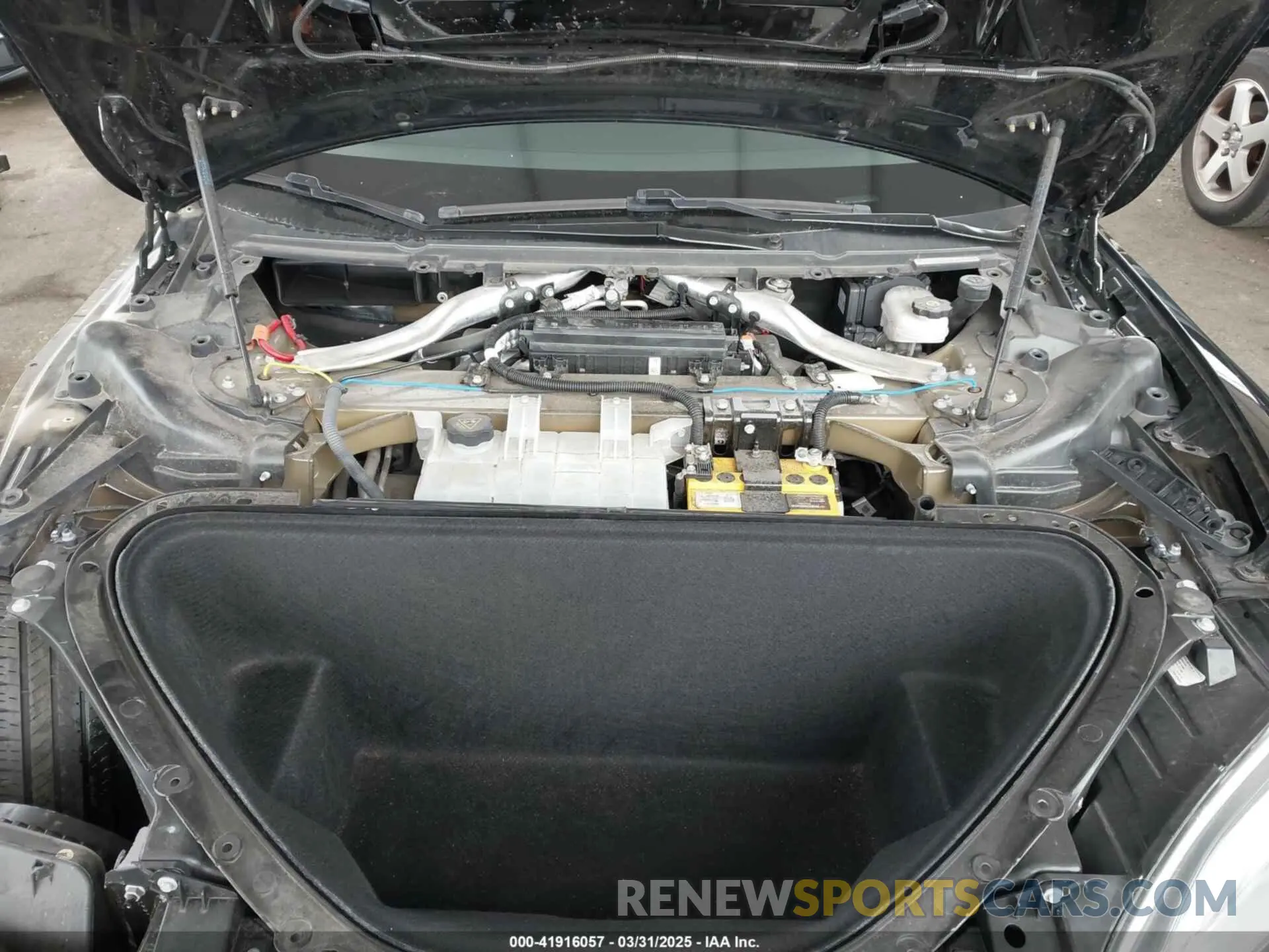 10 Photograph of a damaged car 5YJSA1E26MF424697 TESLA MODEL S 2021
