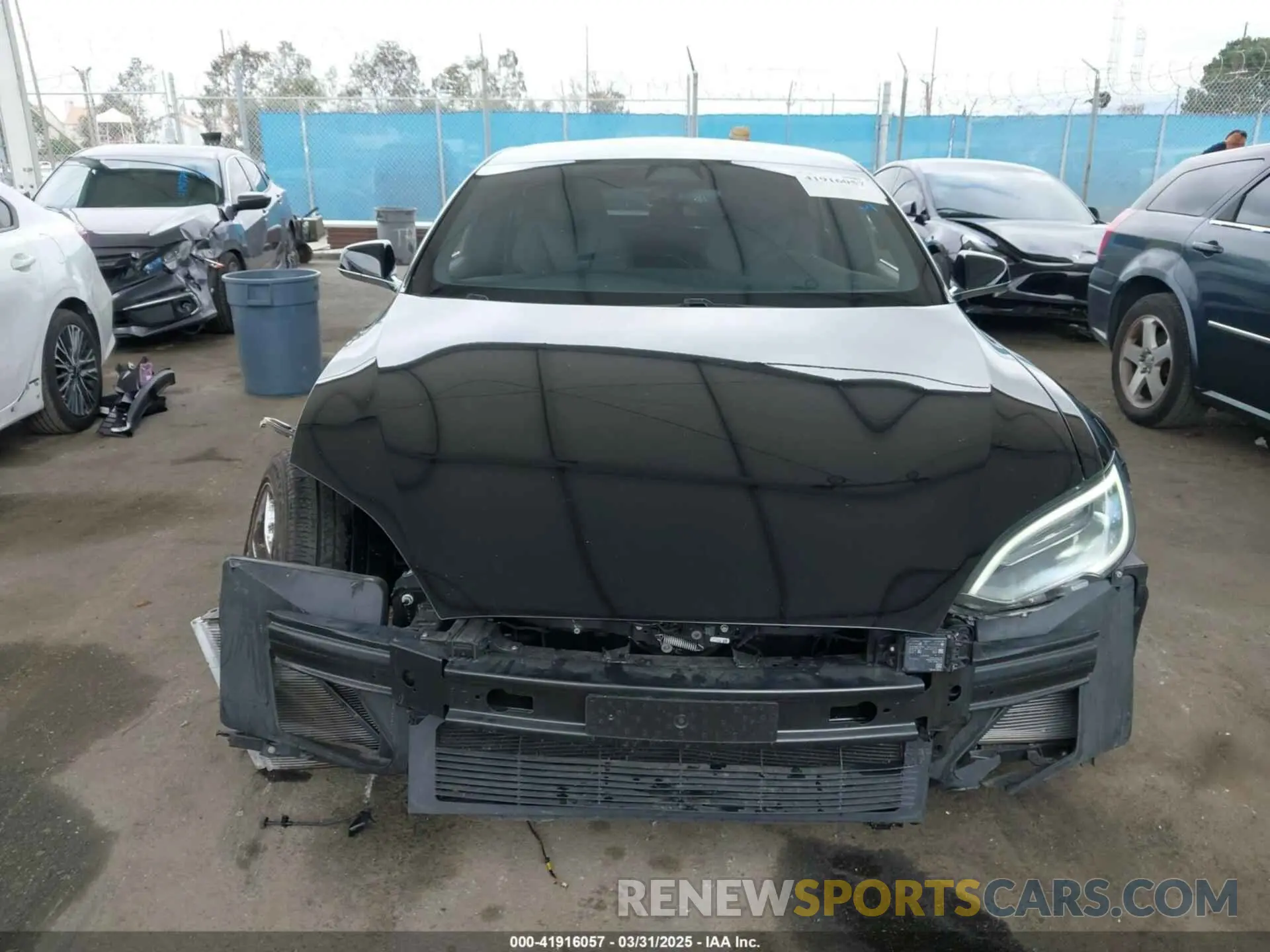 12 Photograph of a damaged car 5YJSA1E26MF424697 TESLA MODEL S 2021