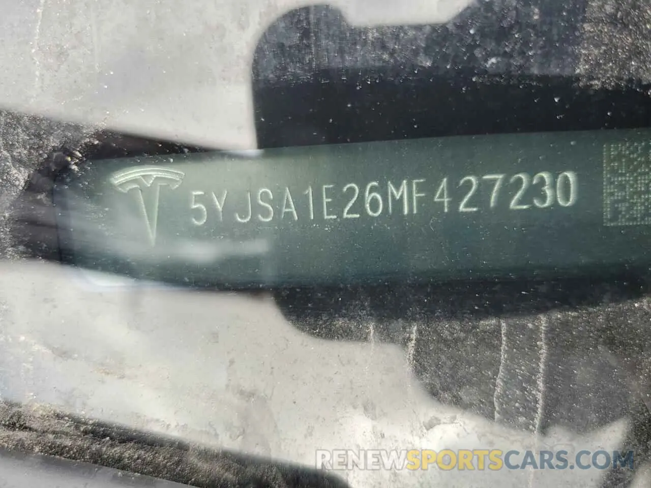 12 Photograph of a damaged car 5YJSA1E26MF427230 TESLA MODEL S 2021
