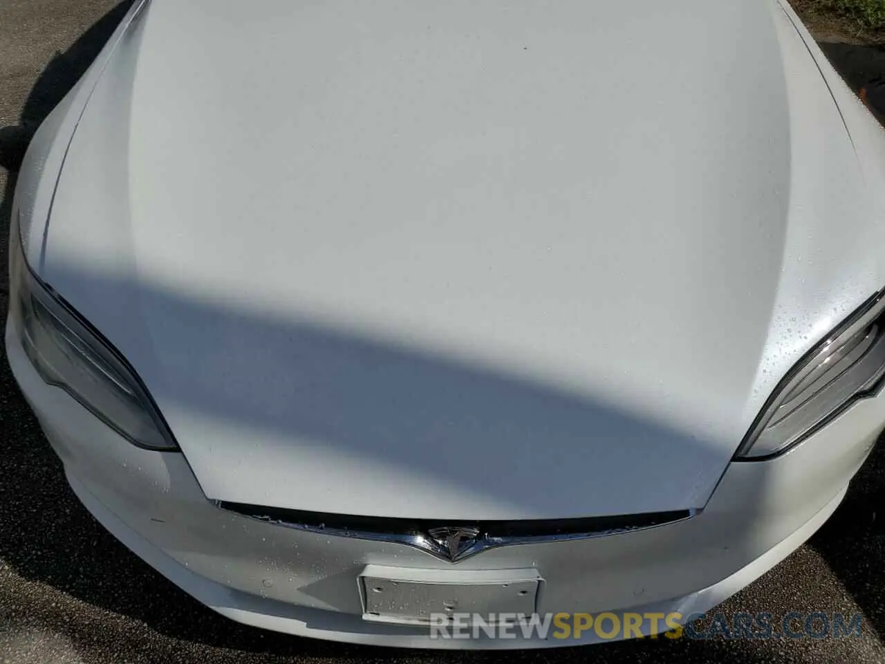 11 Photograph of a damaged car 5YJSA1E27MF424174 TESLA MODEL S 2021