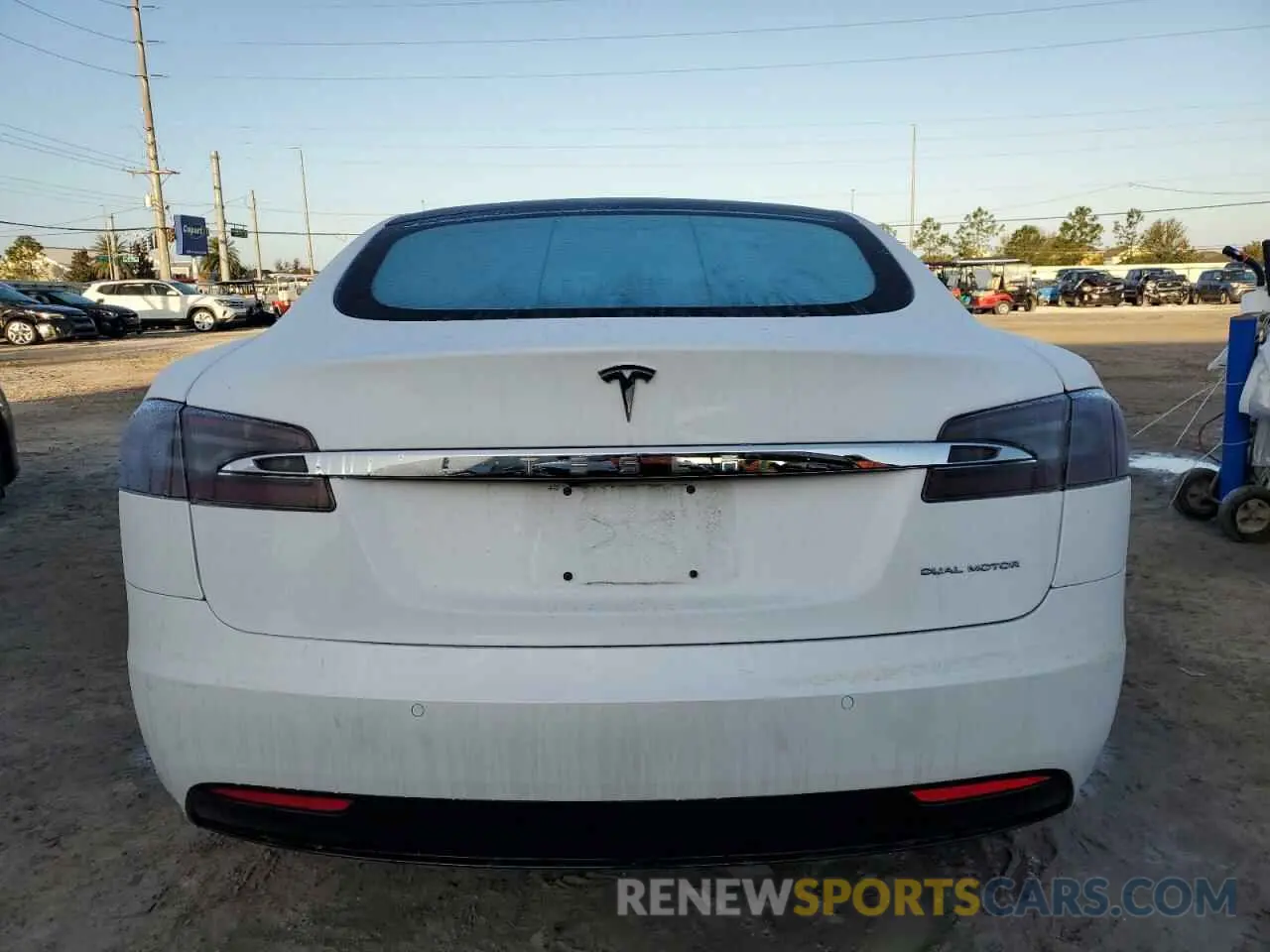 6 Photograph of a damaged car 5YJSA1E28MF421736 TESLA MODEL S 2021