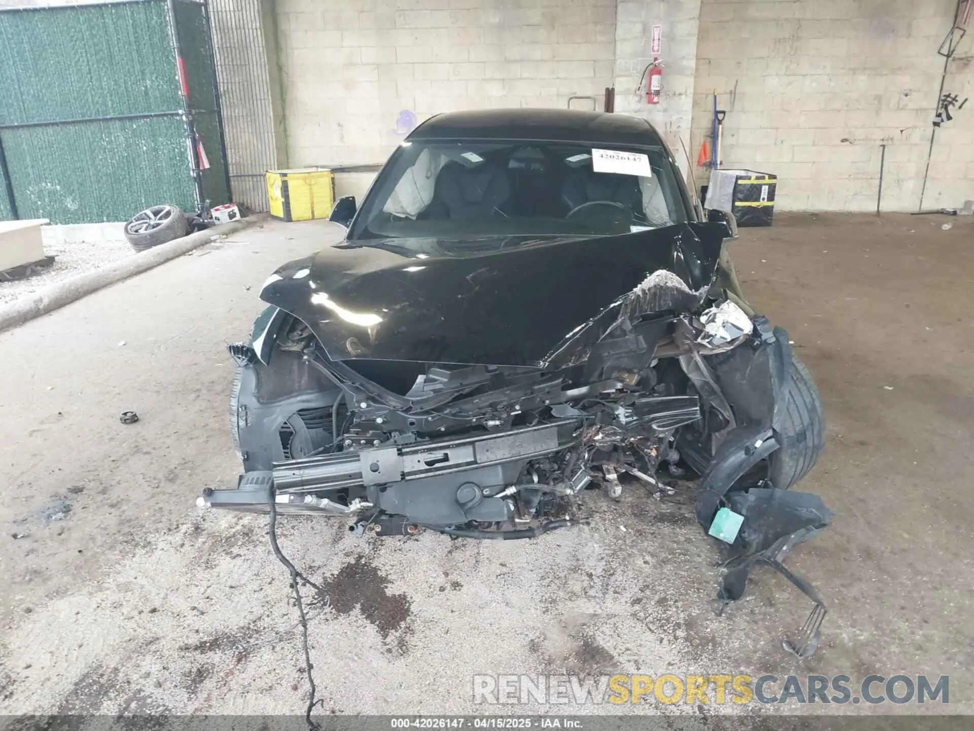 11 Photograph of a damaged car 5YJSA1E28MF425446 TESLA MODEL S 2021