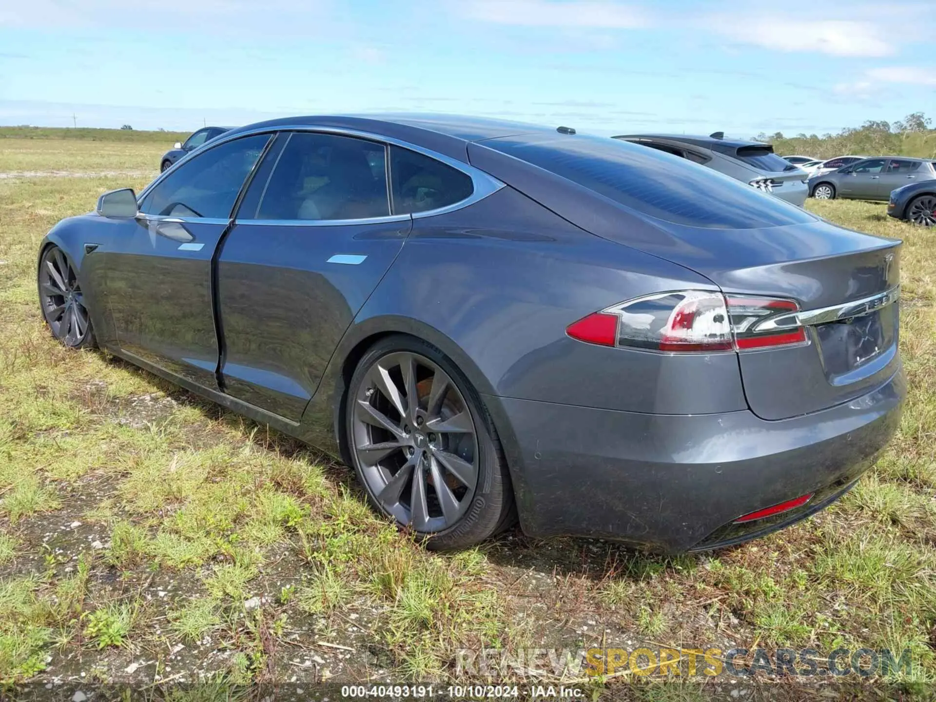 3 Photograph of a damaged car 5YJSA1E2XMF419180 TESLA MODEL S 2021