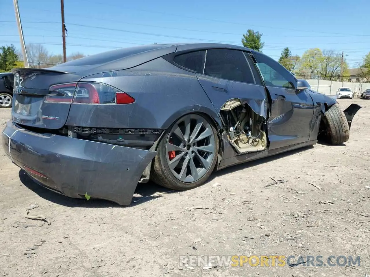 3 Photograph of a damaged car 5YJSA1E40MF423935 TESLA MODEL S 2021