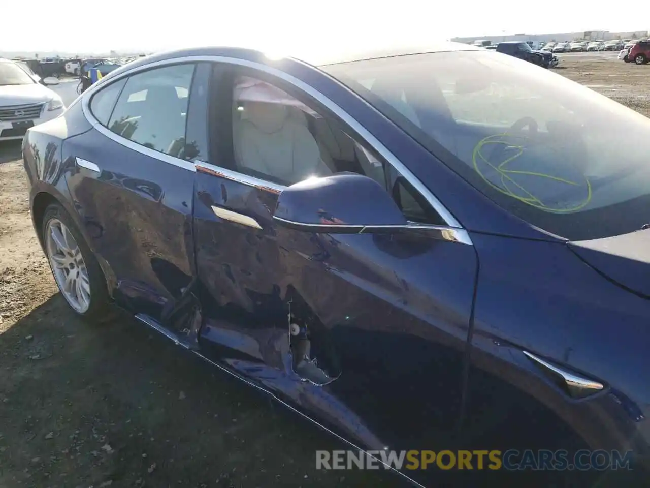 9 Photograph of a damaged car 5YJSA1E41MF424298 TESLA MODEL S 2021